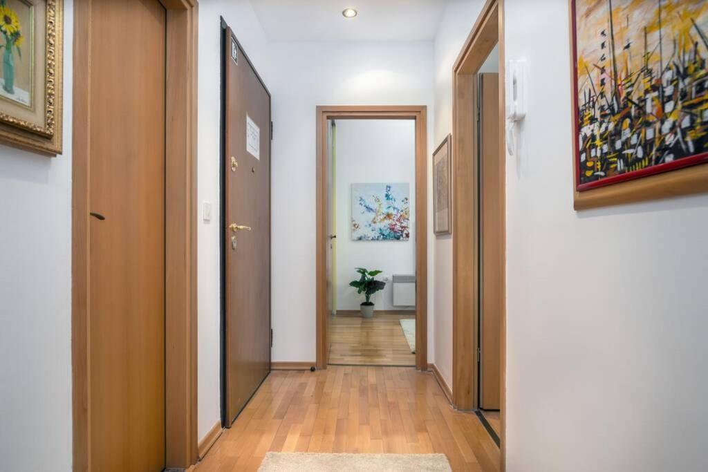 Duplex + Garage Lejlighed Rovinj Eksteriør billede