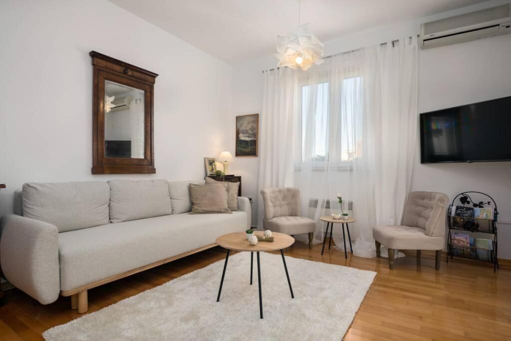 Duplex + Garage Lejlighed Rovinj Eksteriør billede
